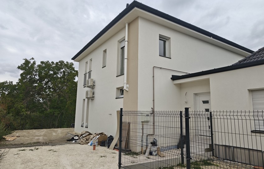 Százhalombatta Eladó Ház Kertész utca