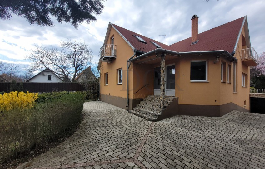 Göd Eladó Ház