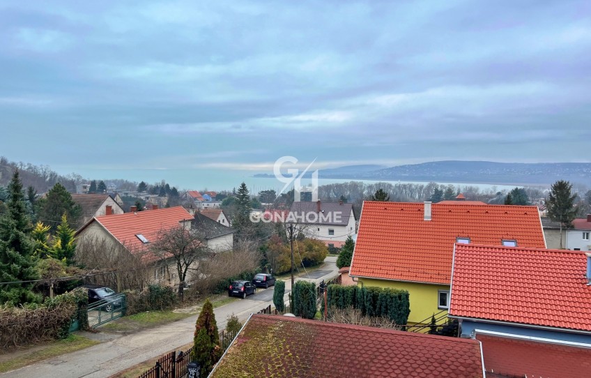 Balatonfűzfő Eladó Ház