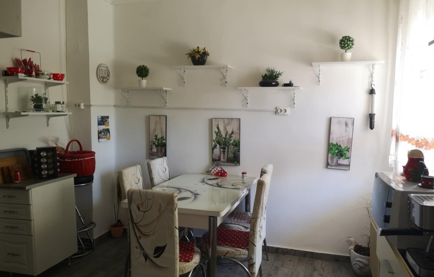 Doba Eladó Ház