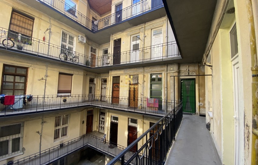 Budapest VIII. kerület Eladó Lakás Lujza utca