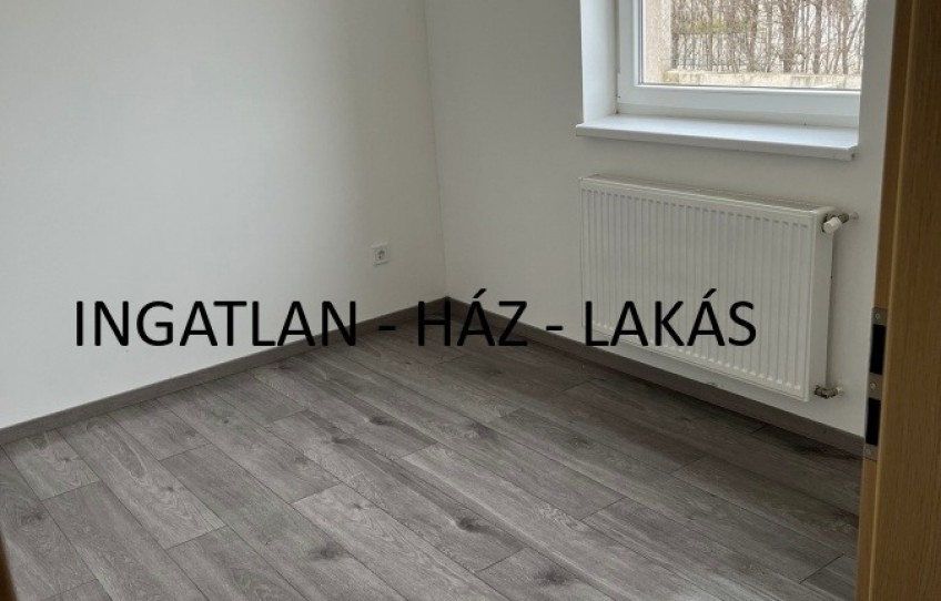 Nagytarcsa Kiadó Ház