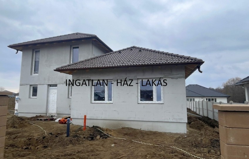 Vácrátót Eladó Ház