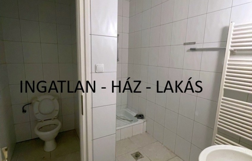 Budapest XVI. kerület Kiadó Üzlethelyiség