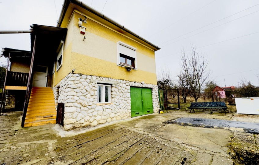 Miskolc Eladó Ház Szegfű utca
