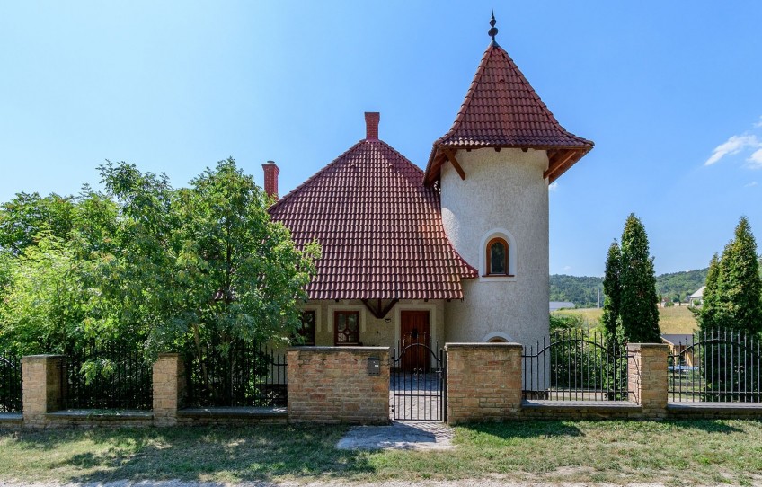 Balatongyörök Eladó Ház