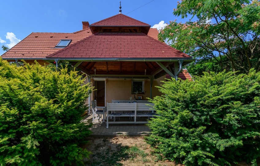 Balatongyörök Eladó Ház