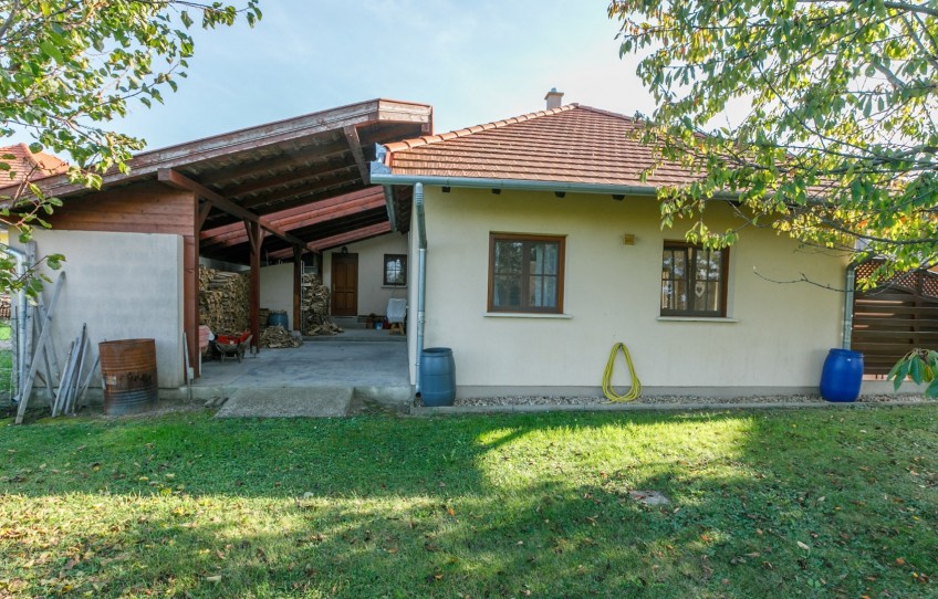 Balatonberény Eladó Ház