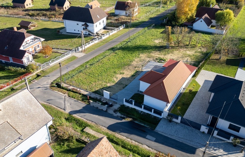 Karmacs Eladó Ház