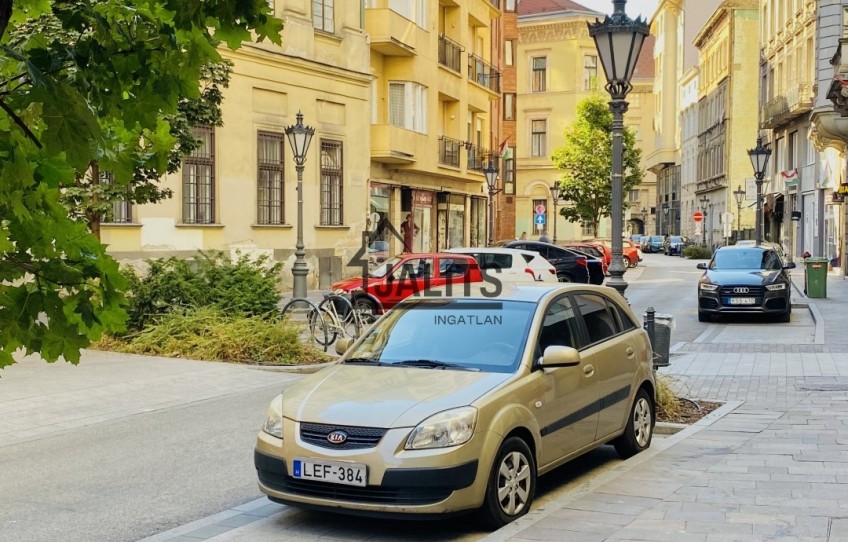 Budapest V. kerület Kiadó Lakás Semmelweis utca