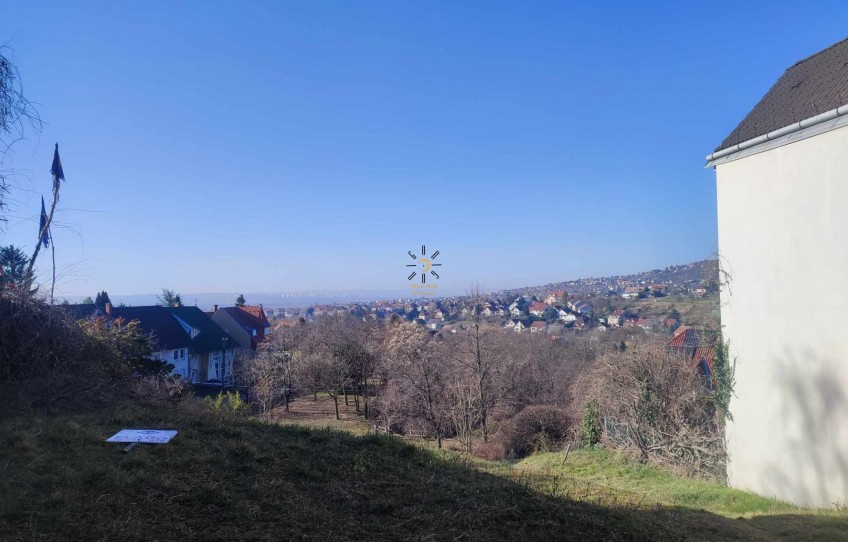 Pécs Eladó Telek