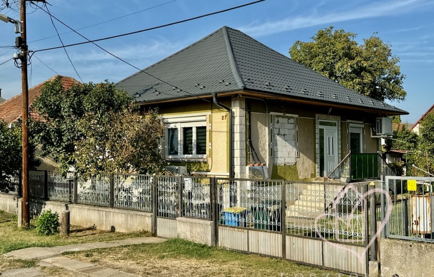 Arnót Eladó Ház Móricz Zsigmond