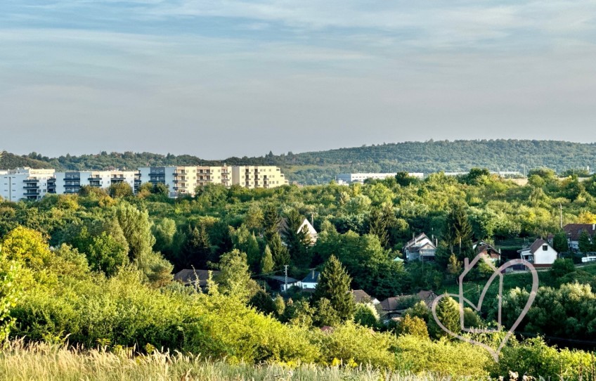 Miskolc Eladó Telek Közdomb utca