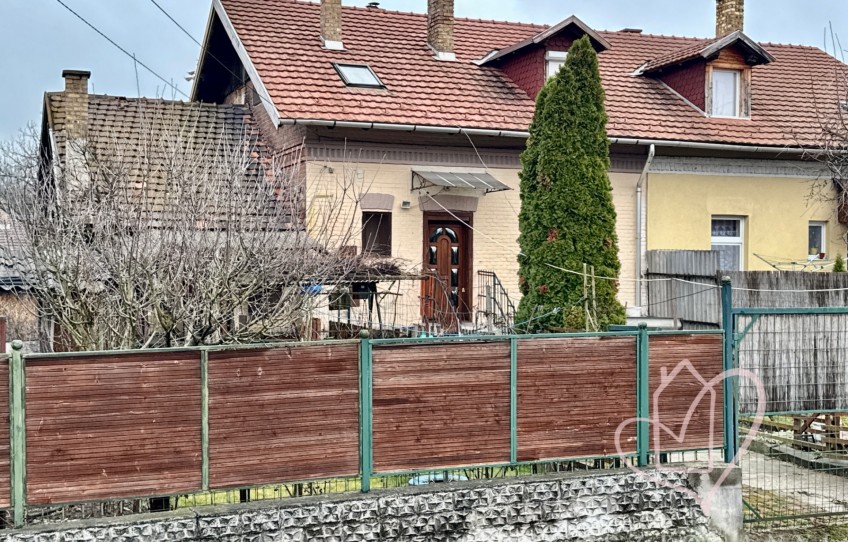 Miskolc Eladó Lakás Kristály utca