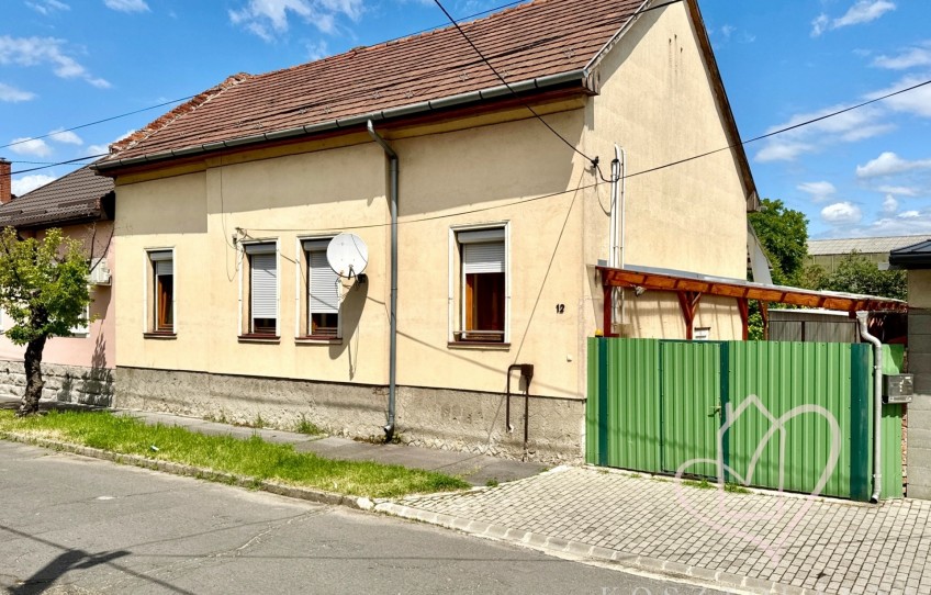 Miskolc Eladó Ház Pázsit utca