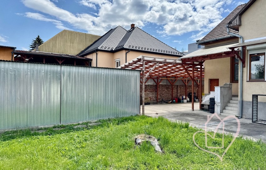 Miskolc Eladó Ház Pázsit utca