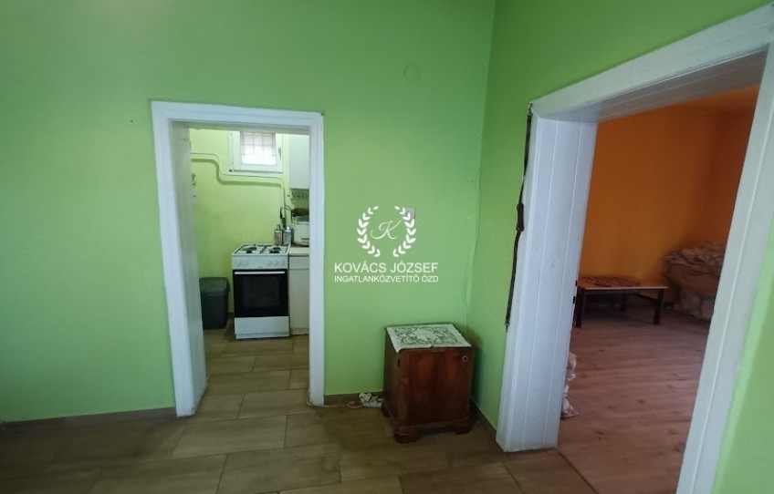 Arló Eladó Ház Mátyás Király út