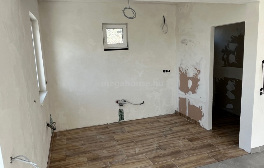 Balatonszemes Eladó Ház