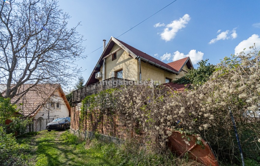 Budakeszi Eladó Lakás