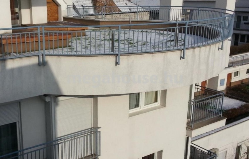 Budapest VII. kerület Eladó Lakás Garay tér