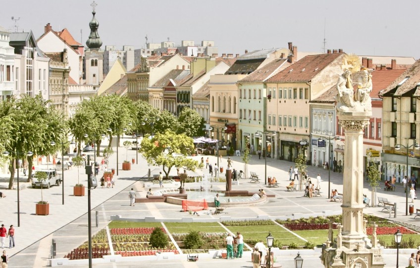 Szombathely Eladó Üzlethelyiség Fő tér