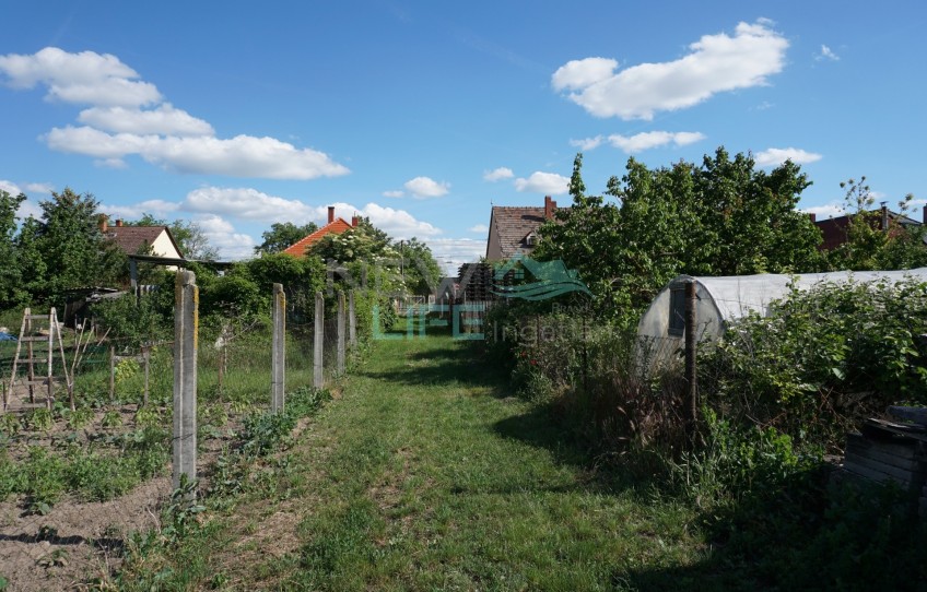 Győr Eladó Telek Vonat utca