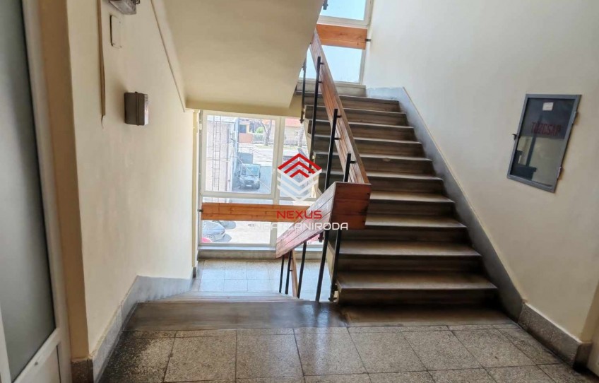 Pécs Kiadó Iroda Ungvár utca