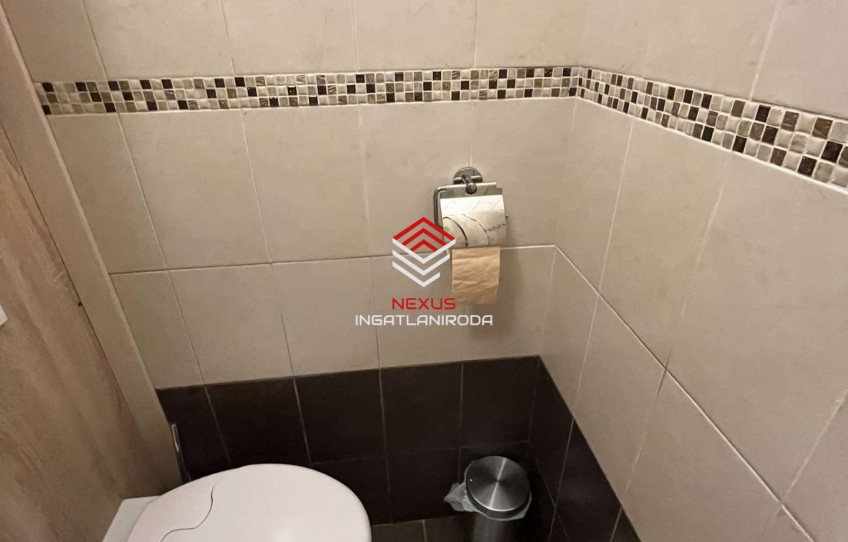 Pécs Eladó Lakás Maléter Pál út