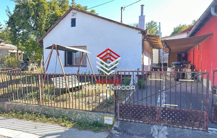 Pécs Eladó Ház Fürj utca
