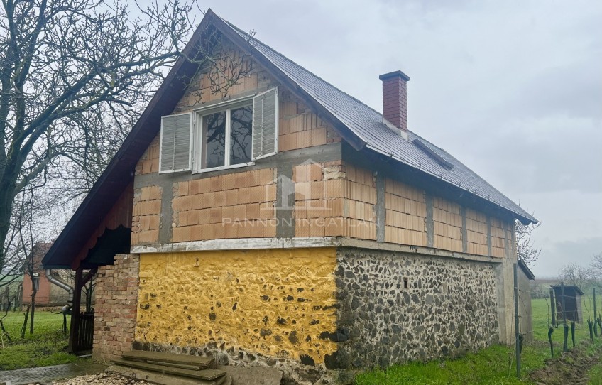 Somlójenő Eladó Telek