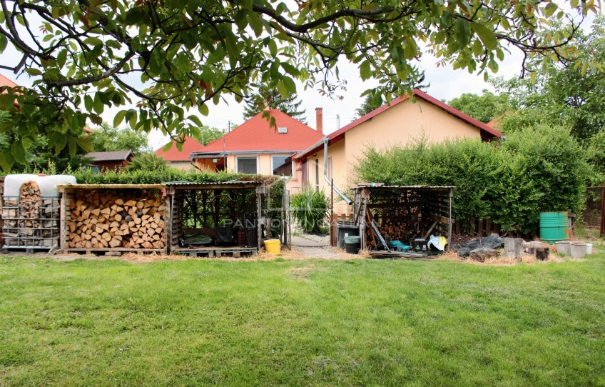 Balatonfőkajár Eladó Ház
