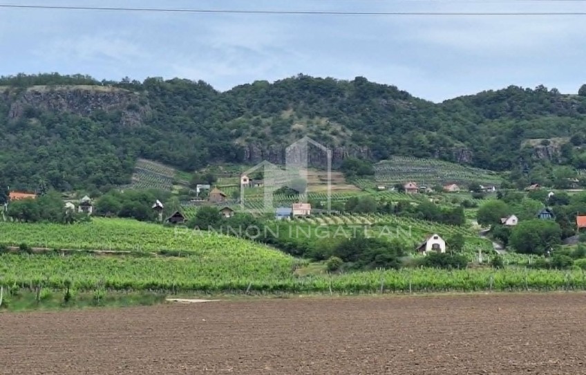 Somlóvásárhely Eladó Telek