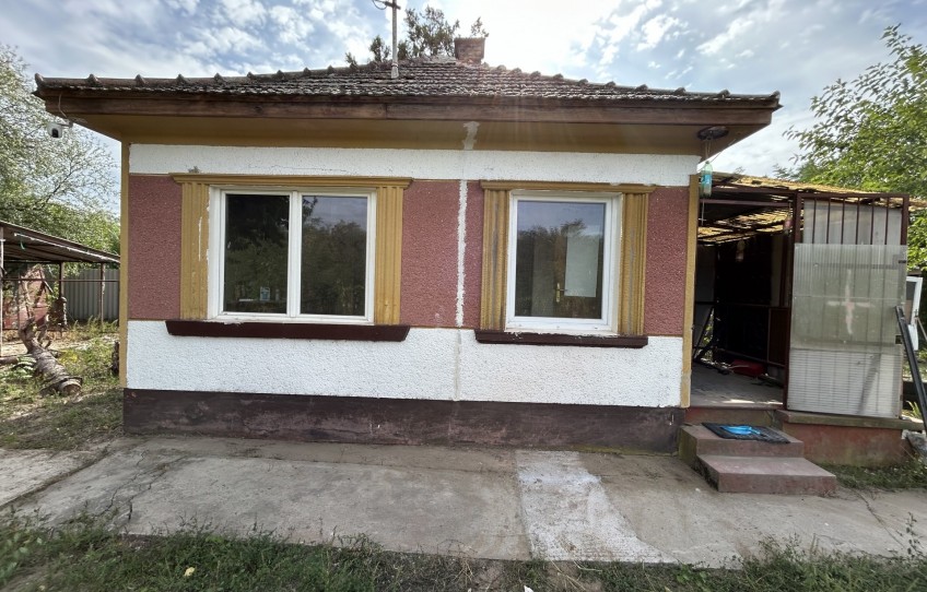 Nyársapát Eladó Ház Hetedik dűlő
