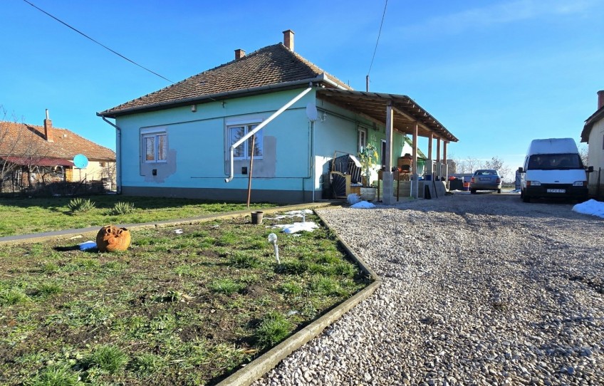 Tiszaföldvár Eladó Ház