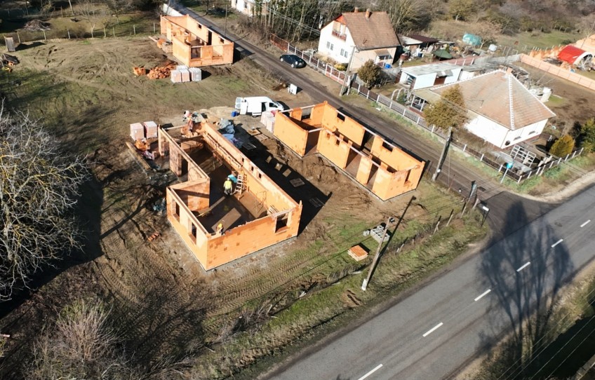 Dánszentmiklós Eladó Ház