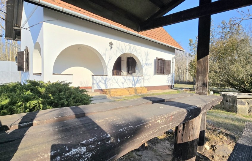 Csemő Eladó Ház