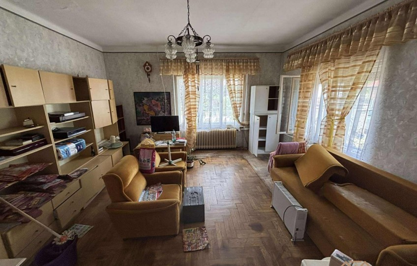 Vecsés Eladó Ház Ady Endre