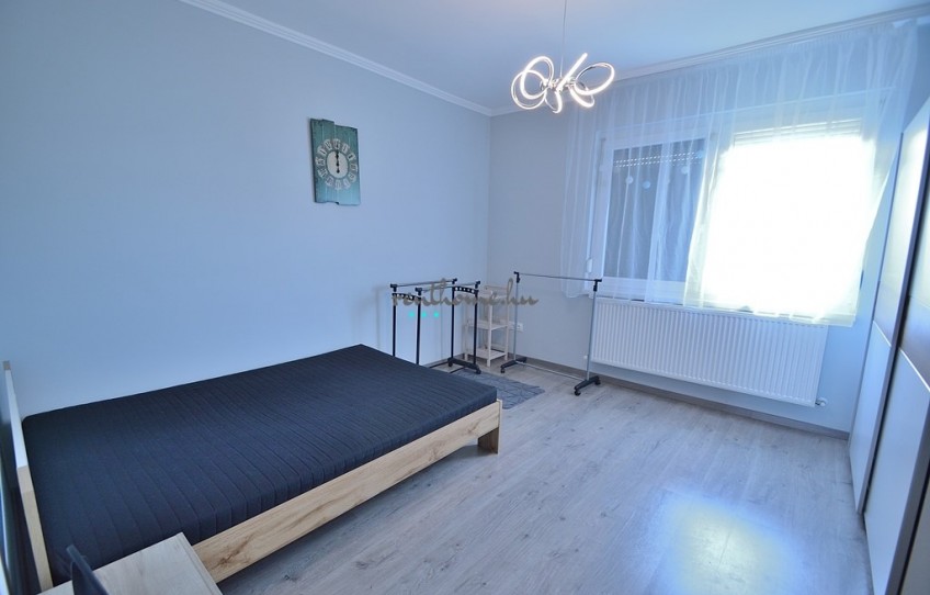 Debrecen Kiadó Lakás Poroszlay út