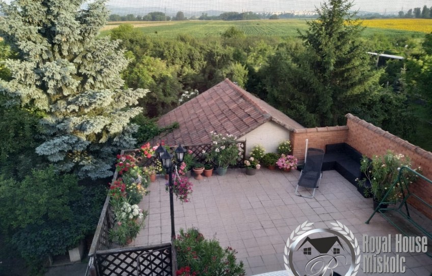 Kistokaj Eladó Ház Szabó Lőrinc utca