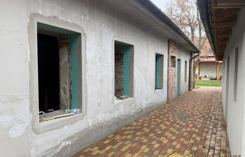 Miskolc Eladó Lakás Déryné utca