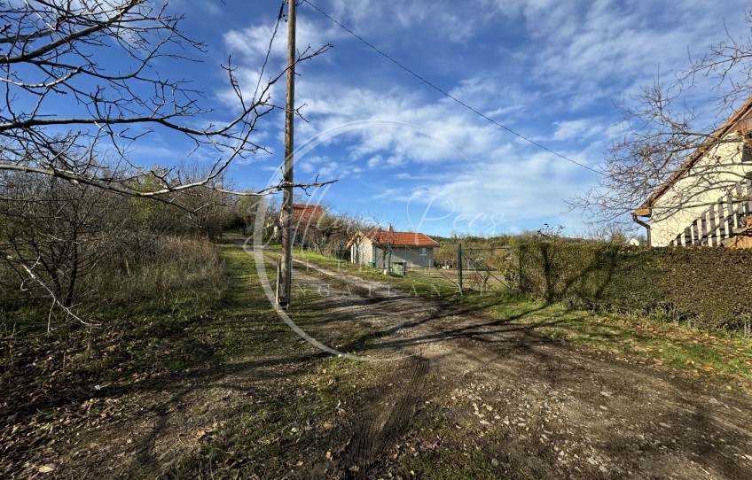 Keszü Eladó Telek