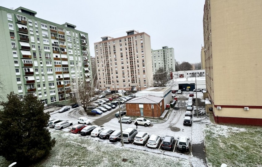 Pécs Eladó Lakás Lahti utca