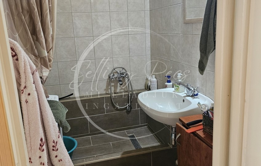 Pécs Eladó Lakás Németh László utca