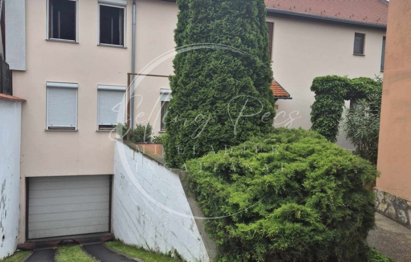 Pécs Eladó Lakás Tettye utca