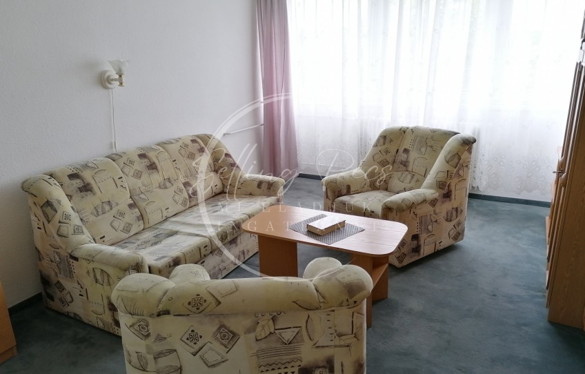 Komló Eladó Lakás