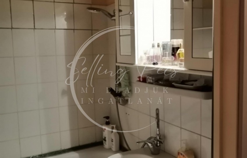Pécs Eladó Lakás Gadó utca