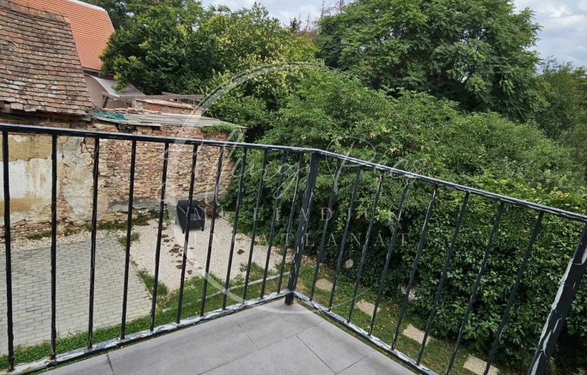 Pécs Kiadó Lakás Felsőbalokány utca