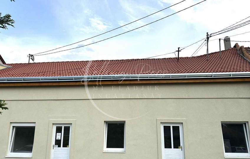 Pécs Eladó Üzlethelyiség Rácvárosi út
