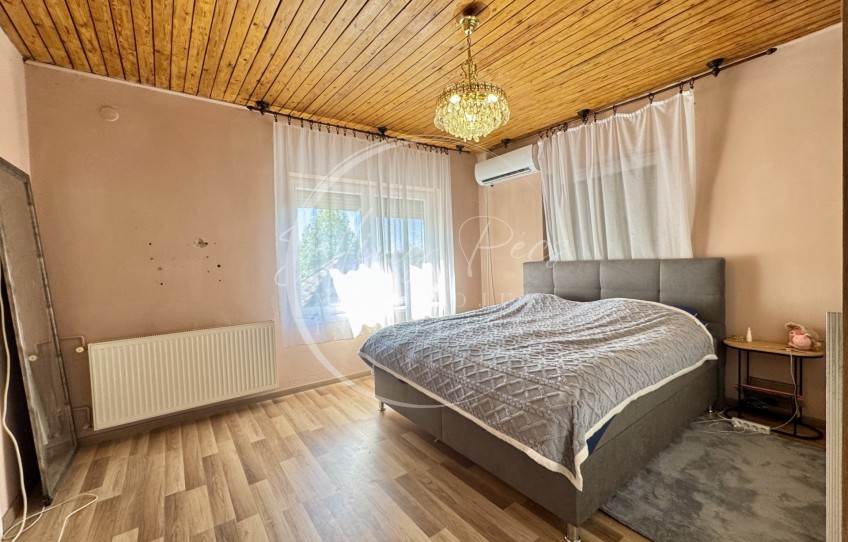 Hobol Eladó Ház Mátyás Király utca