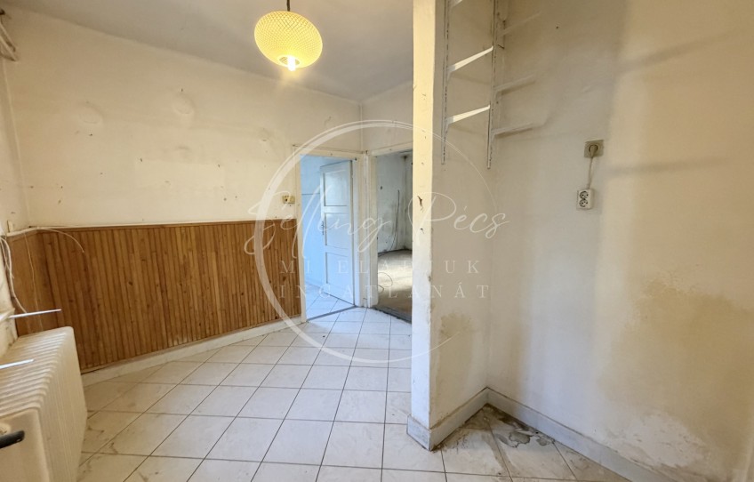 Pécs Eladó Ház Kormoskősor 